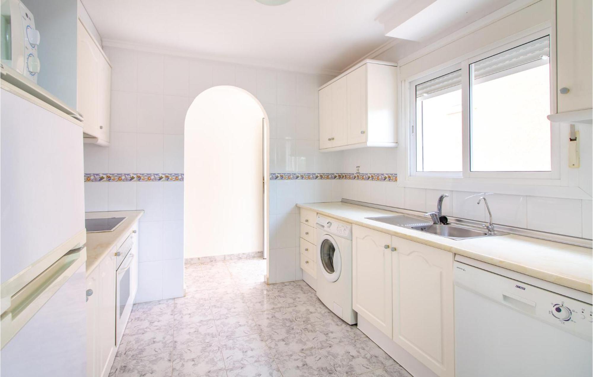 Beautiful Home In Gran Alacant With Kitchen Santa Pola Exterior photo