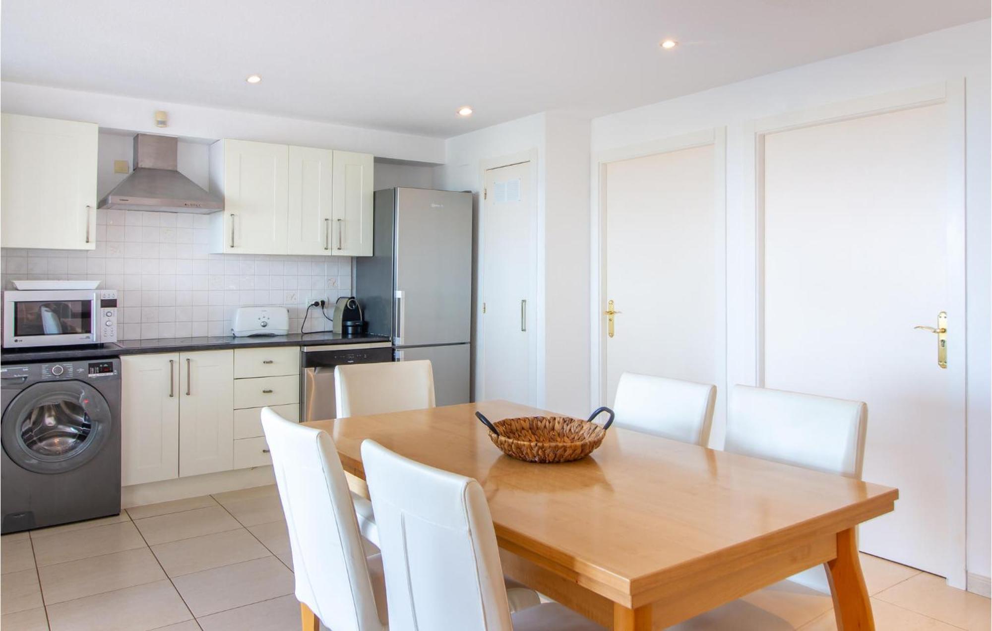 Beautiful Home In Gran Alacant With Kitchen Santa Pola Exterior photo